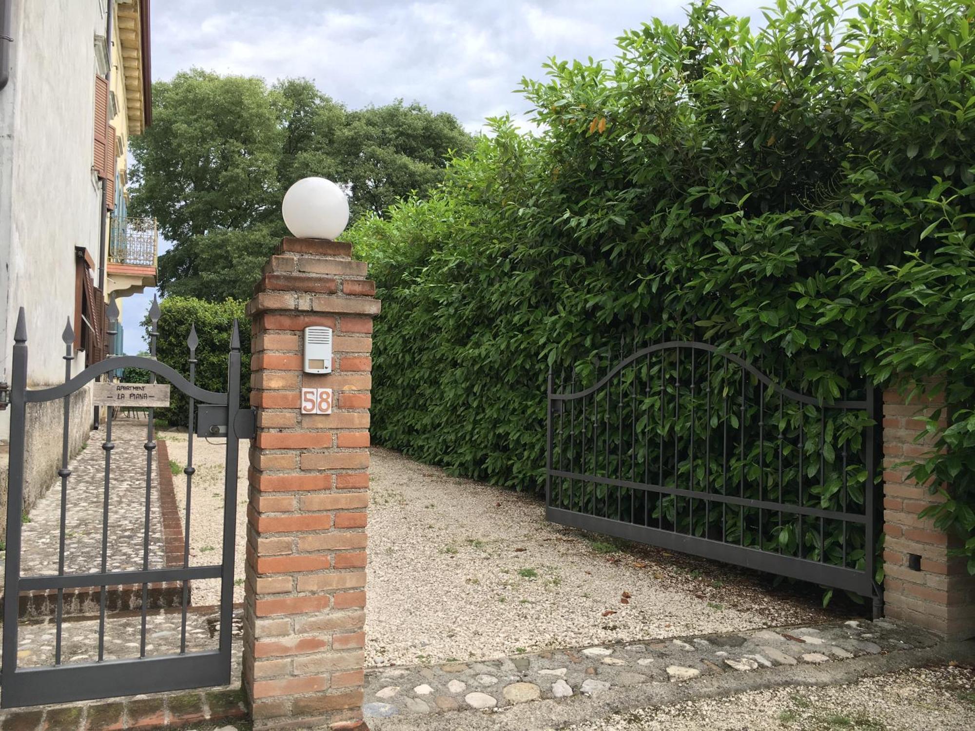 La Piana Bed & Breakfast มอนซามบาโน ภายนอก รูปภาพ